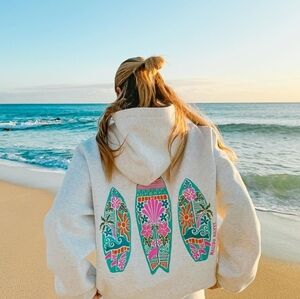 Sunny surf malibu skyye beach hoodie